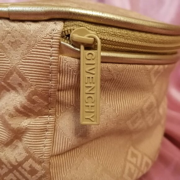 Set of 2 Vintage Givenchy Travel/Cosmetics Bags - Picture 3 of 15